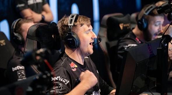 FURIA Esports 晋级到IEM Rio 2024的季后赛，在他们的主场竞技场比赛