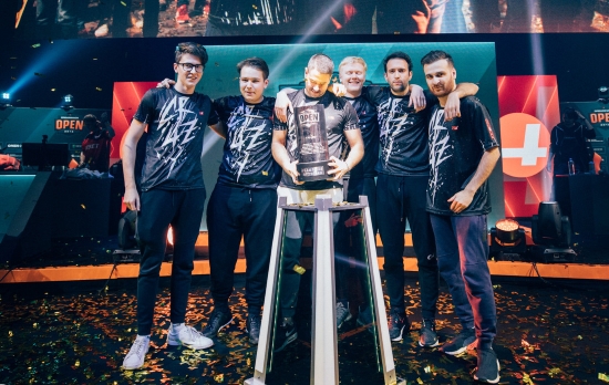 Gen.G电子竞技战队击败 Dplus KIA ，晋级LCK杯2025总决赛